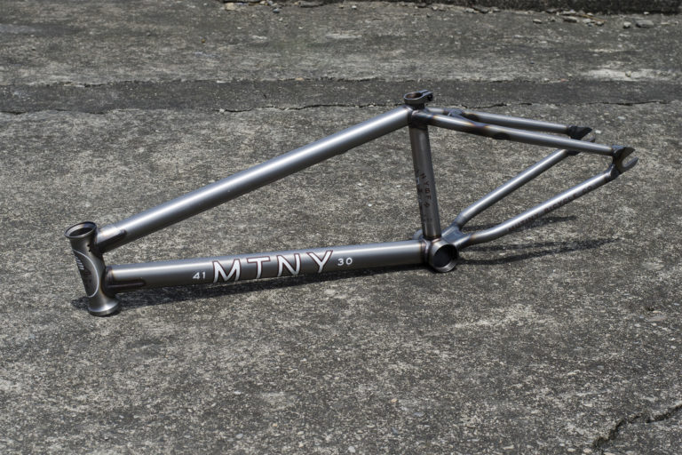 mutiny bikes complete